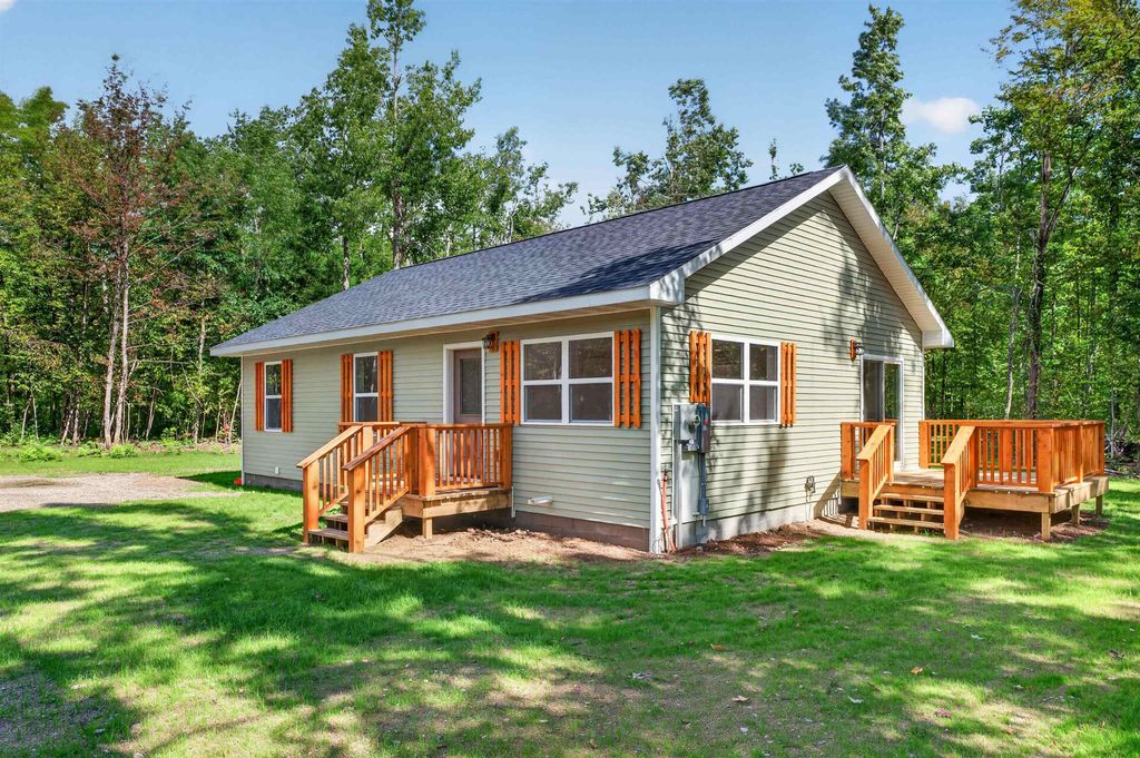 3509 North Point, Gaylord