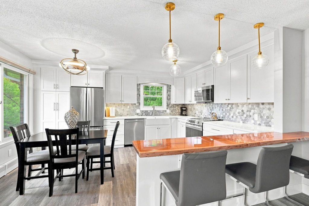 6003 Golfcrest, Williamsburg