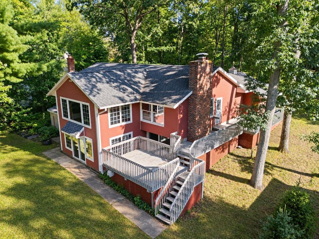 10076 Harmony, Interlochen