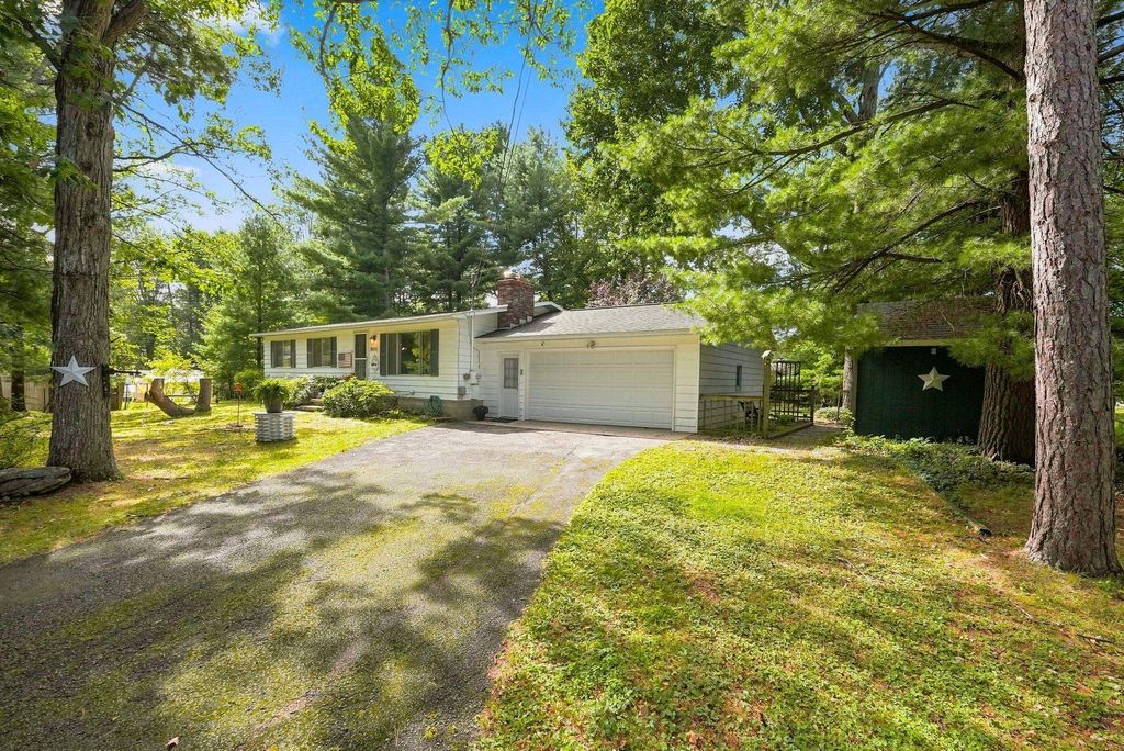 1828 Outer, Interlochen