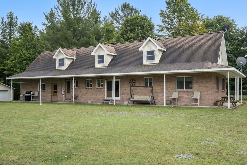 4155 Se Spencer, Kalkaska