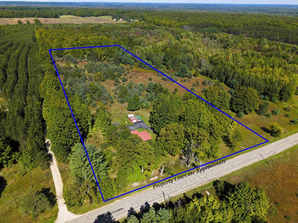 1783 Se W Sharon, Fife Lake