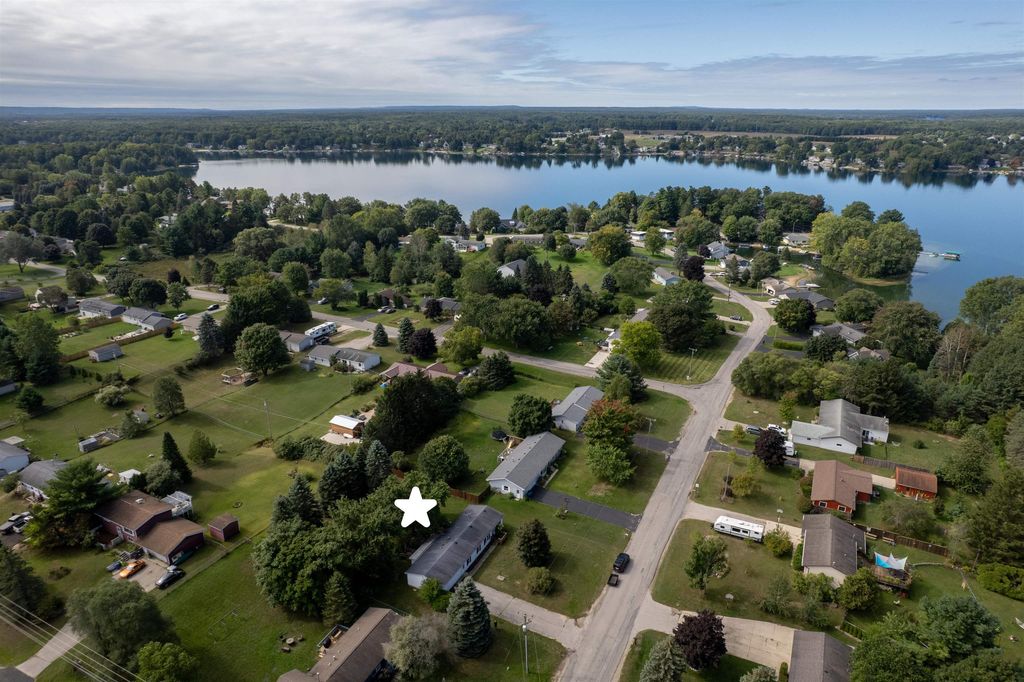 5025 Highland, Traverse City