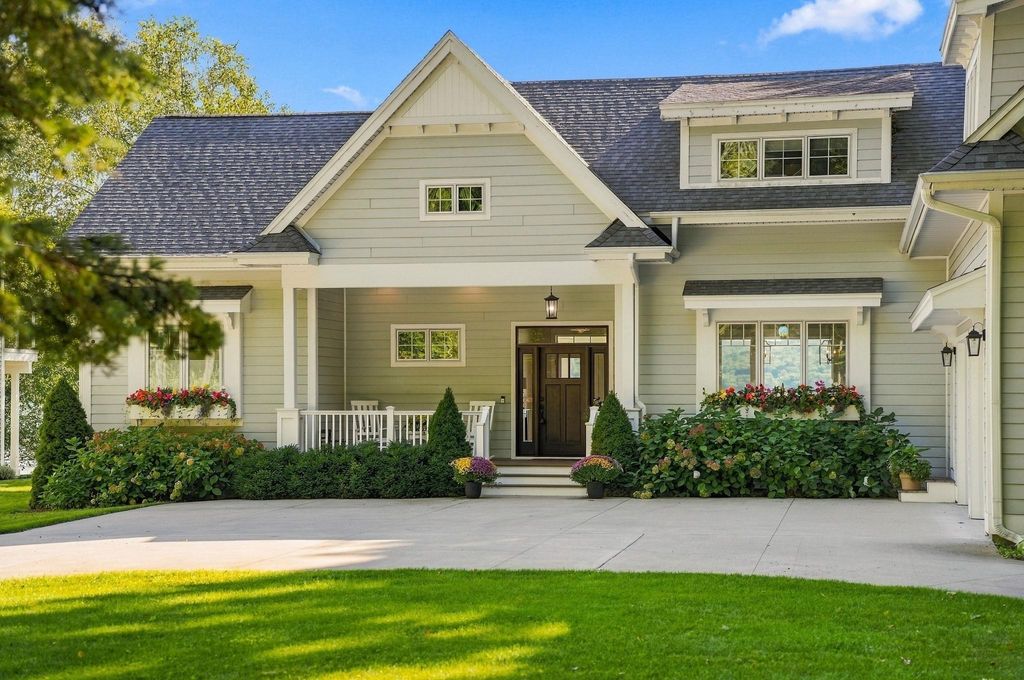 8205 W Day Forest, Empire
