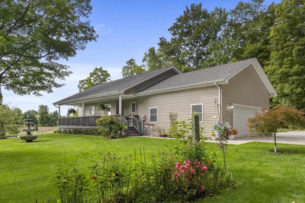 7686 Indian Hill Rd, Honor