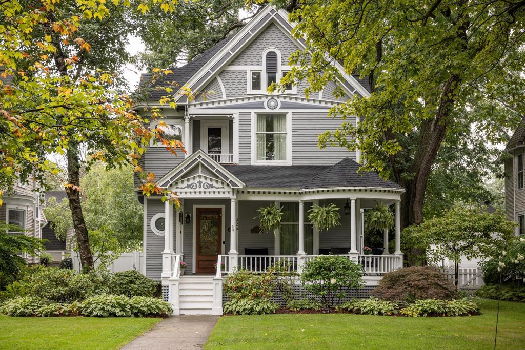 429 Sixth, Traverse City