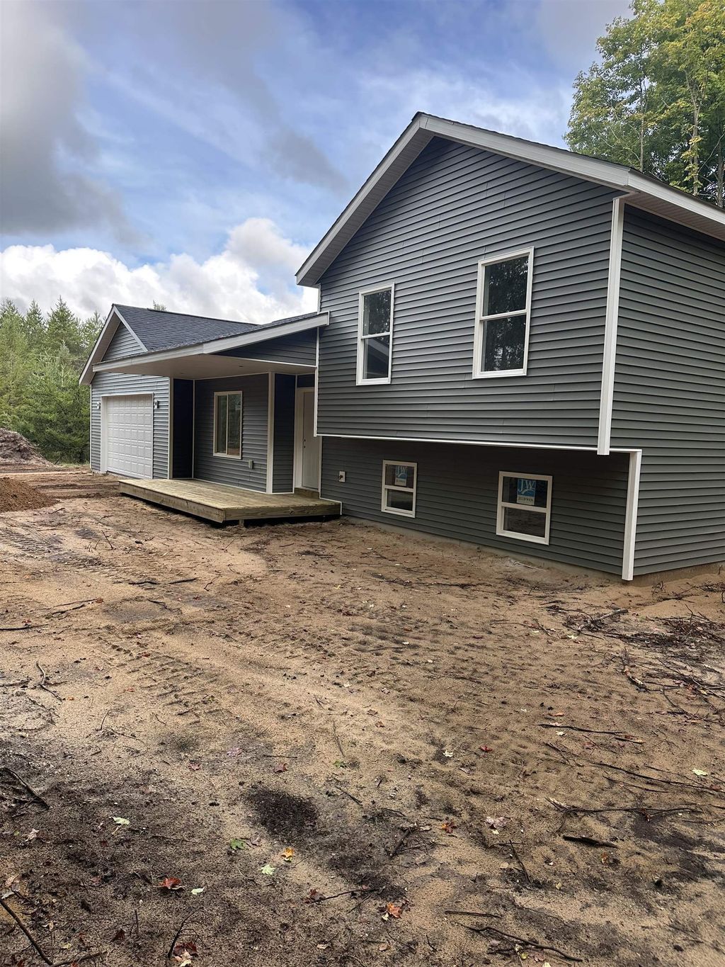 17776 Fewins, Interlochen