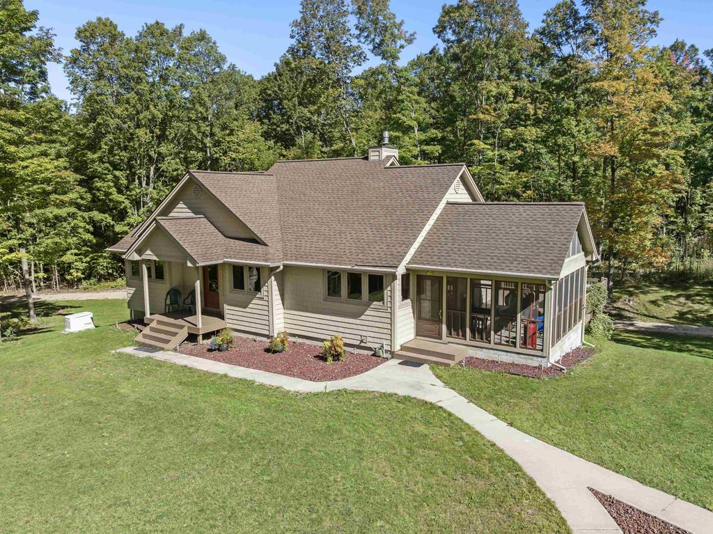 21125 Valencourt, Copemish