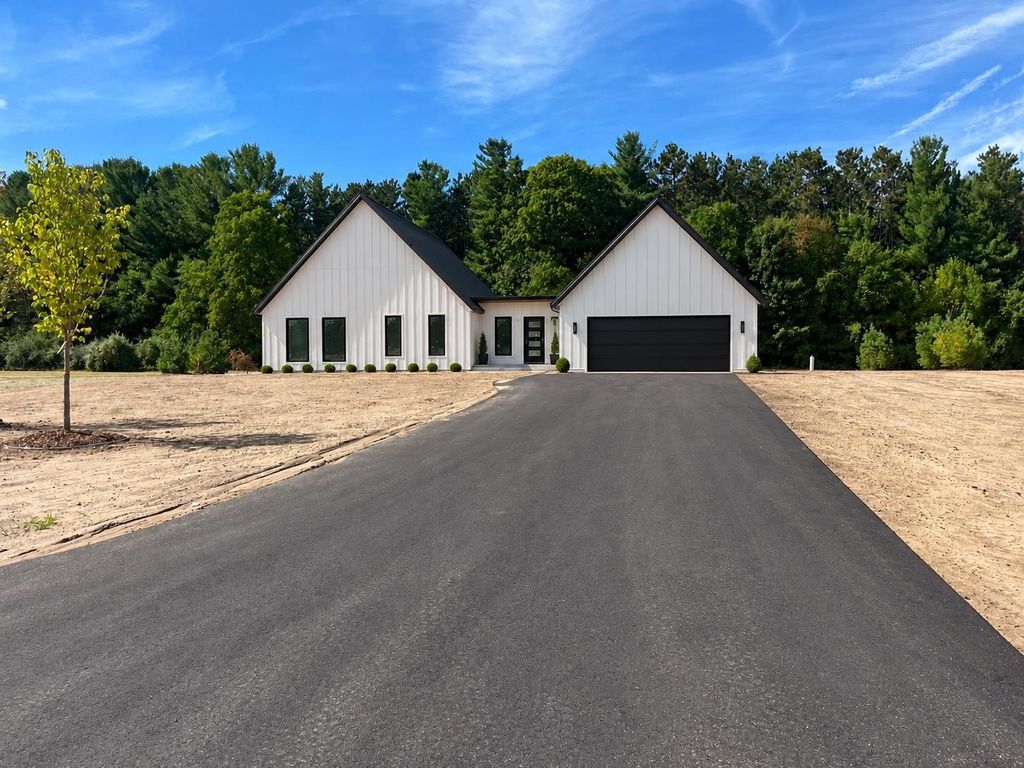 4141 Fireside, Traverse City