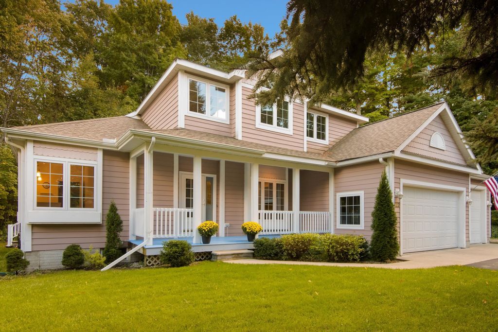 6222 S Westwood, Suttons Bay