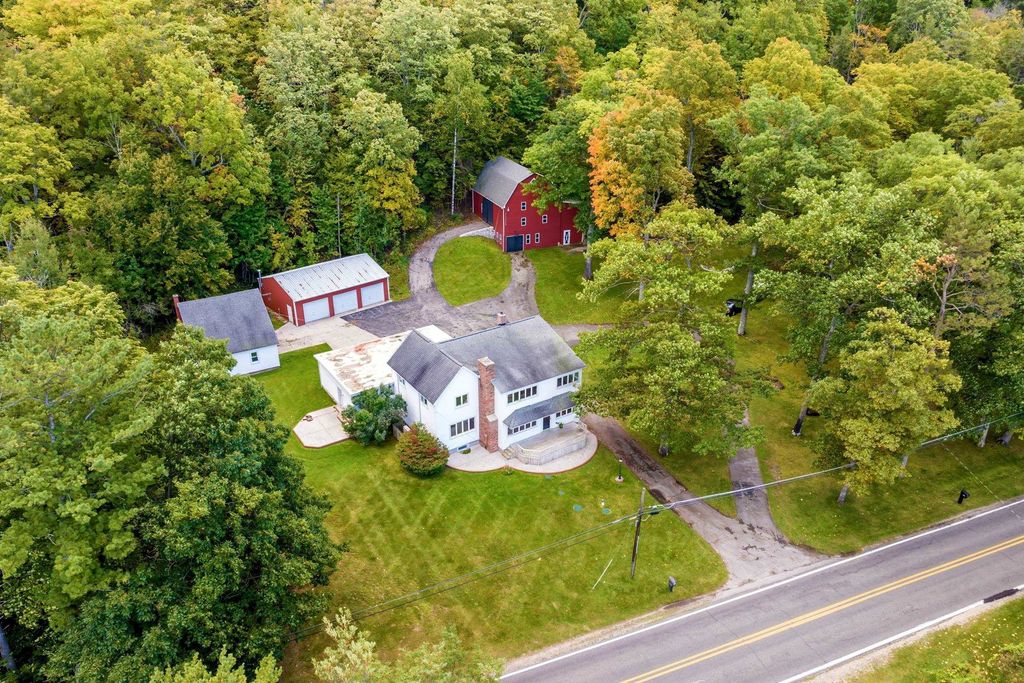 9838 Peninsula, Traverse City