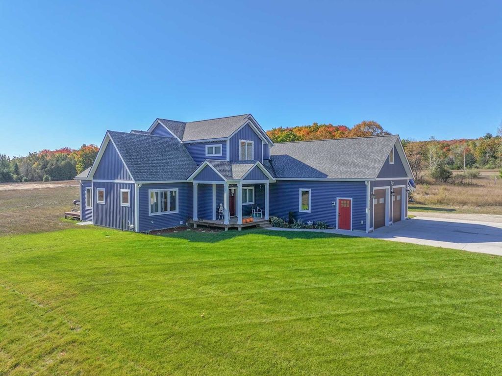 1776 E Bellinger, Cedar