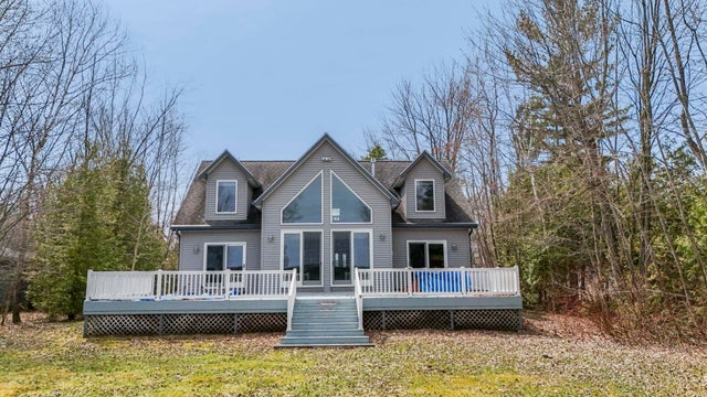 7734 N Shore, Green Lake township