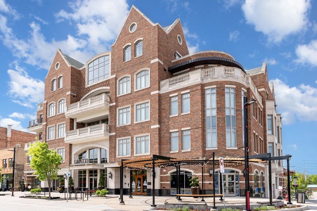 110 E Main, Midland city