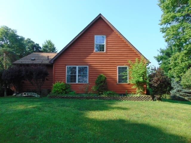 7060 E Maple Rapids, Duplain township