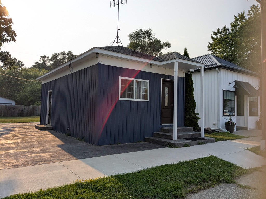 3259 N Woodruff, Sherman township