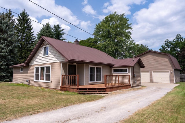 206 W Railway St, Coleman city