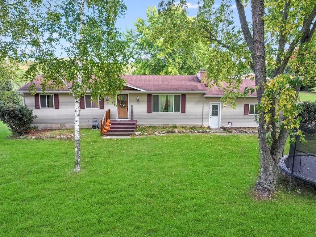 10310 W Lincoln, Seville township