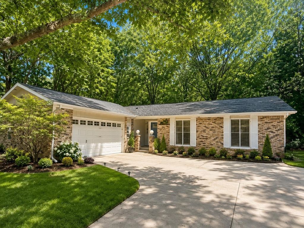 4673 Cardinal, Deerfield township