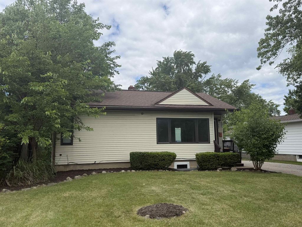 905 E High, Mt. Pleasant city