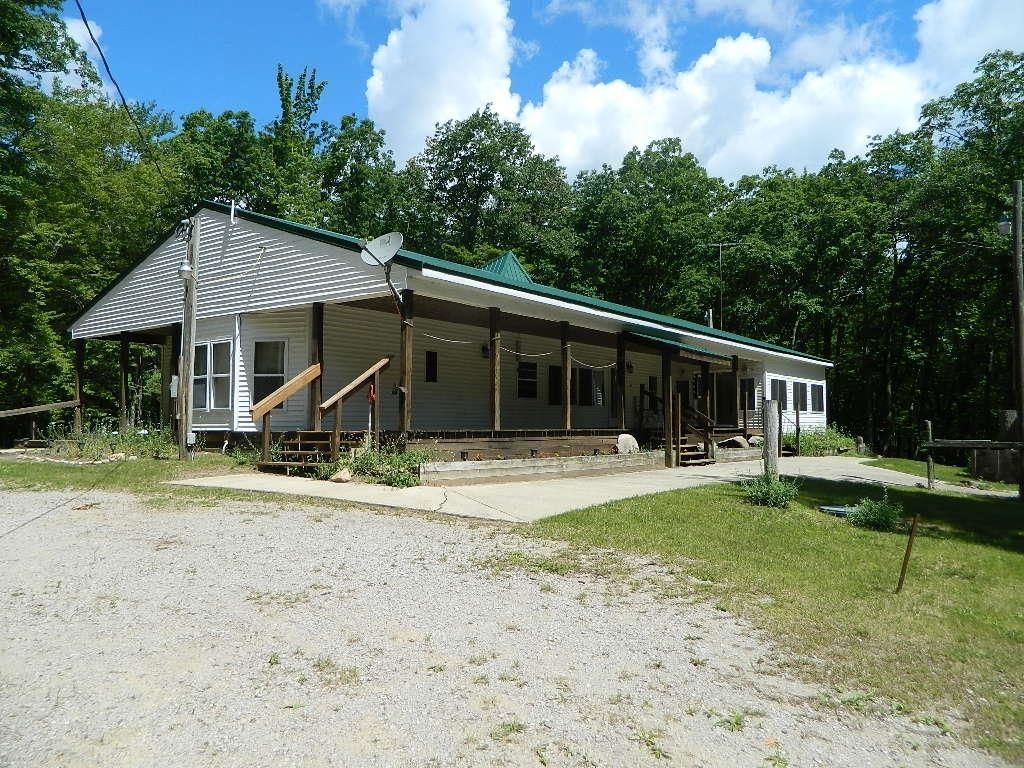 5651 E Haskell Lake, Frost township