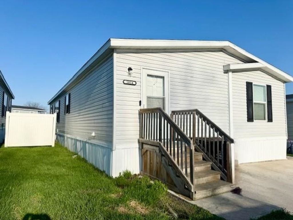 1014 Union, Union charter township