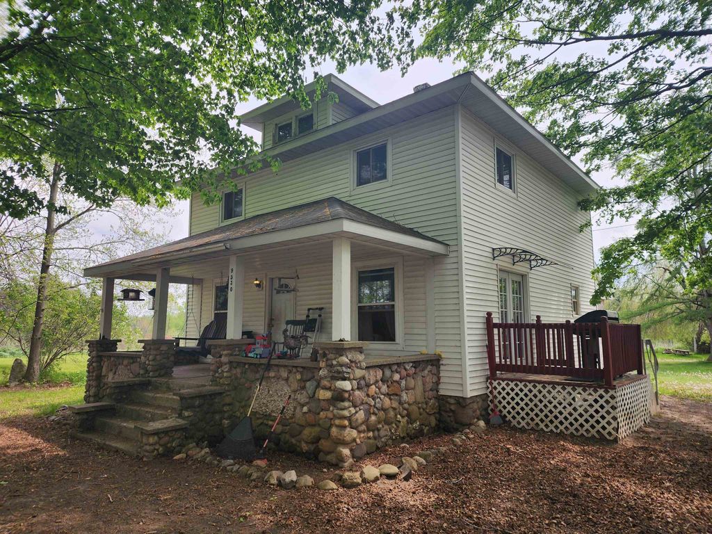 9530 W Denver, Sherman township