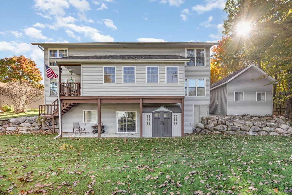 1057 Crown Point, Lake Isabella