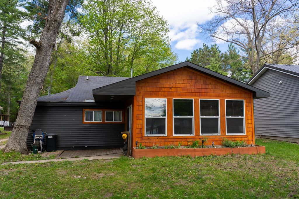 11935 N Shore, Garfield township