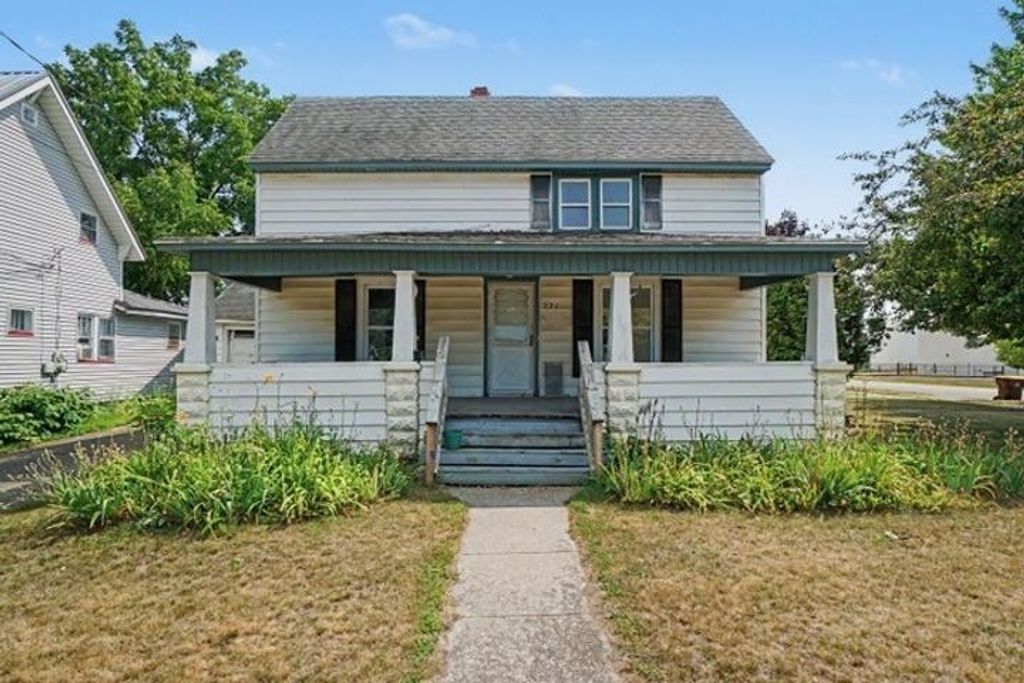 221 W Center, Alma city