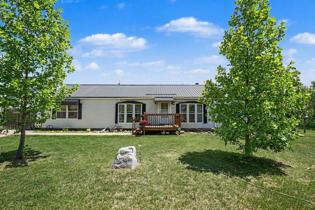 9145 Lydell Rd, Surrey township