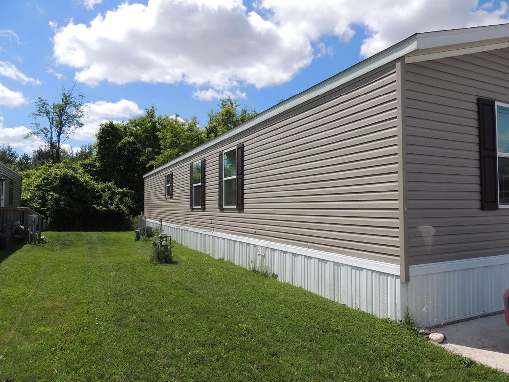 1082 Hemlock, Union charter township