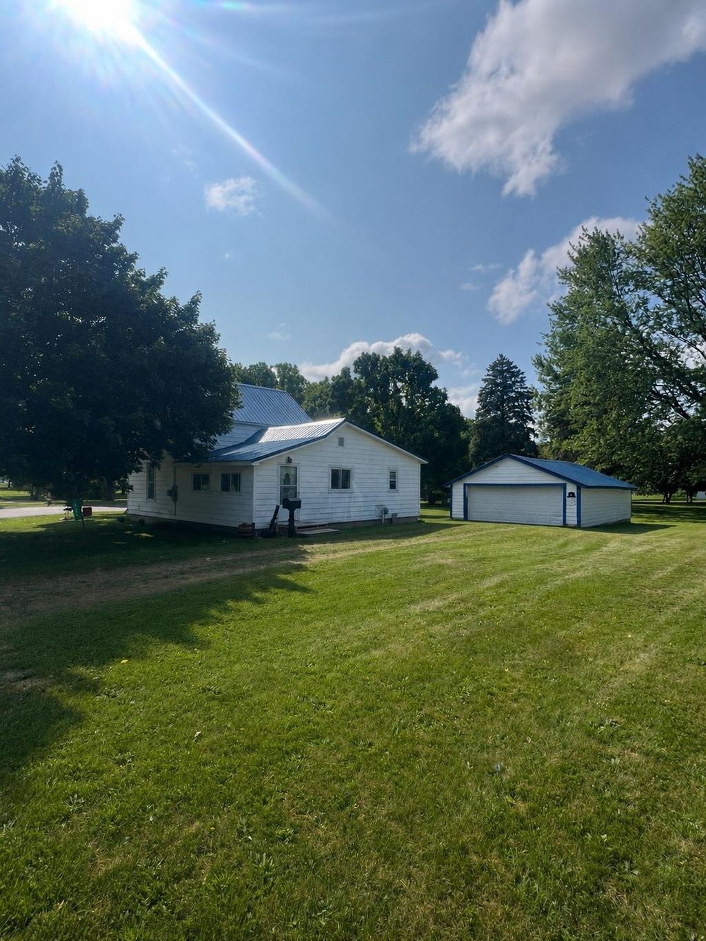 910 E Arcada, Ithaca city