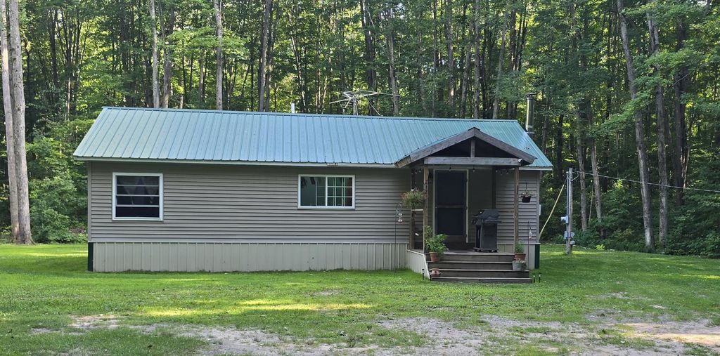 212 3rd, Rapid River township