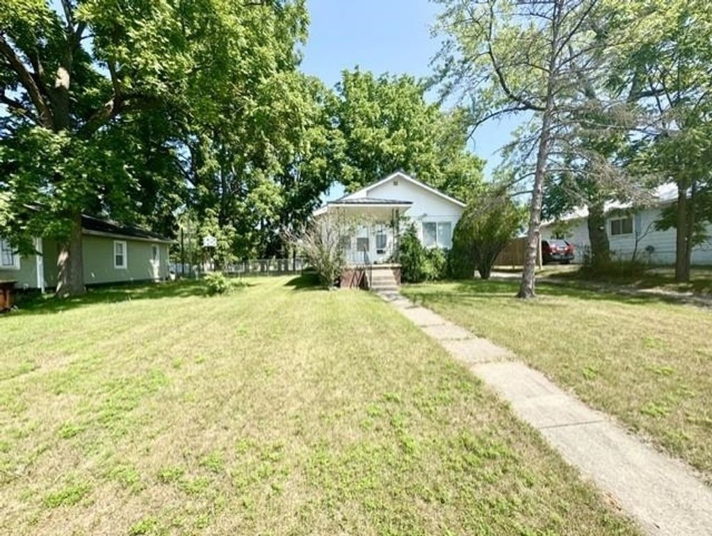 1709 Hickory, Alma city