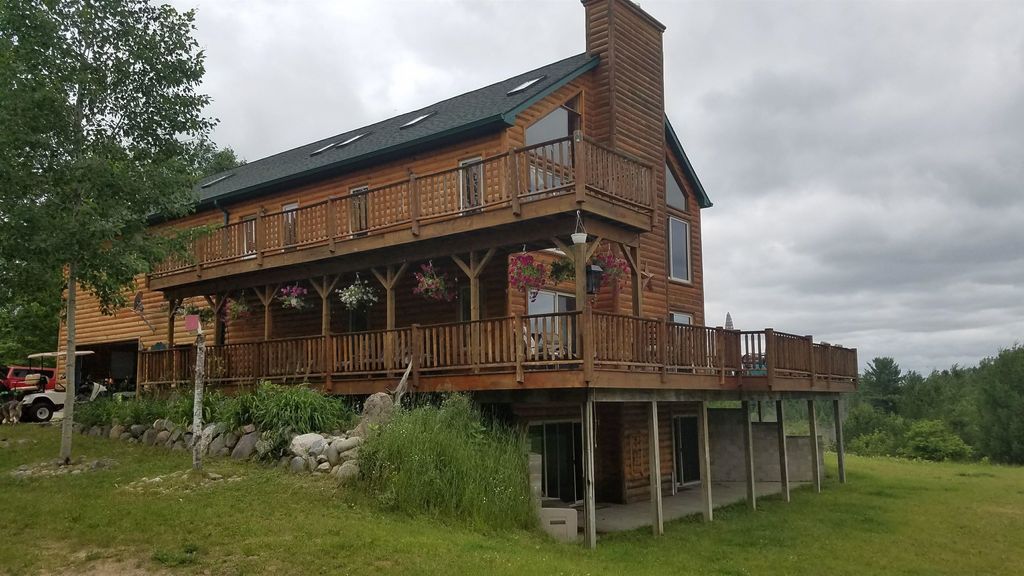 2639 Cedar, Clinton township