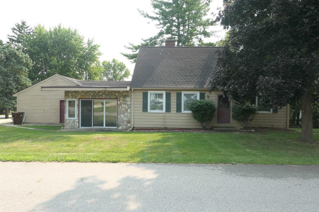 134 Wilson, Pine River township
