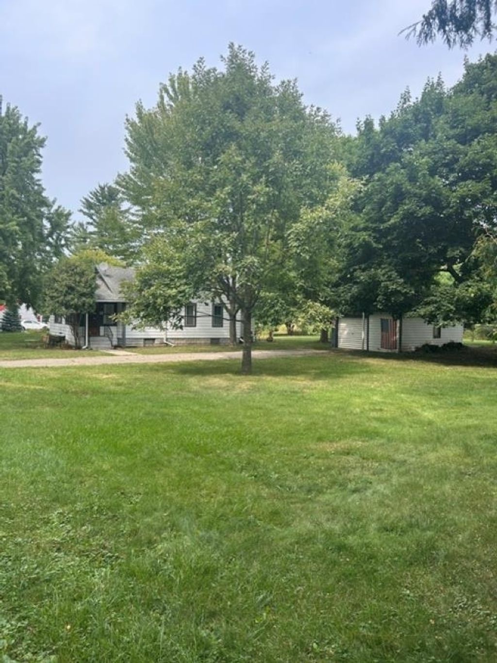 321 S State, Alma city