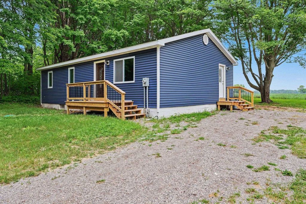 1051 Circle Dr, Lake Isabella village