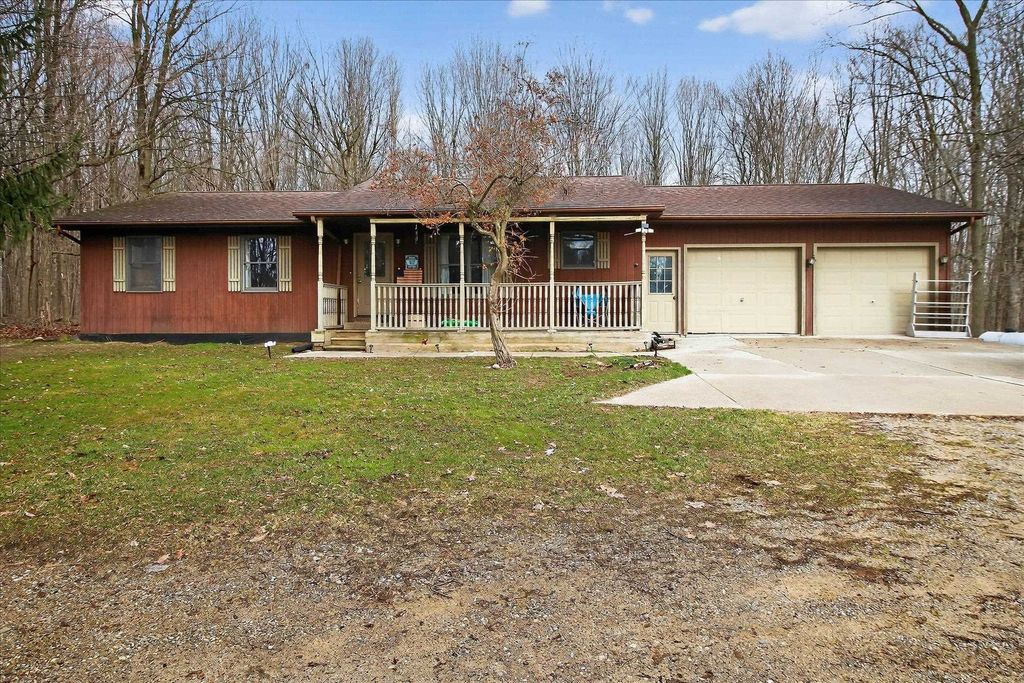 5383 N Rich, Sumner township