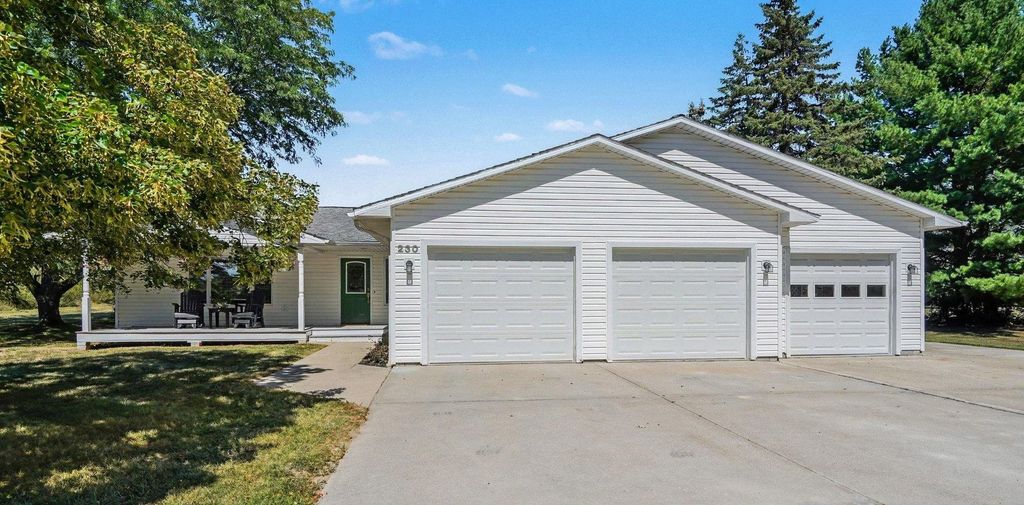 230 W Deerfield, Deerfield township