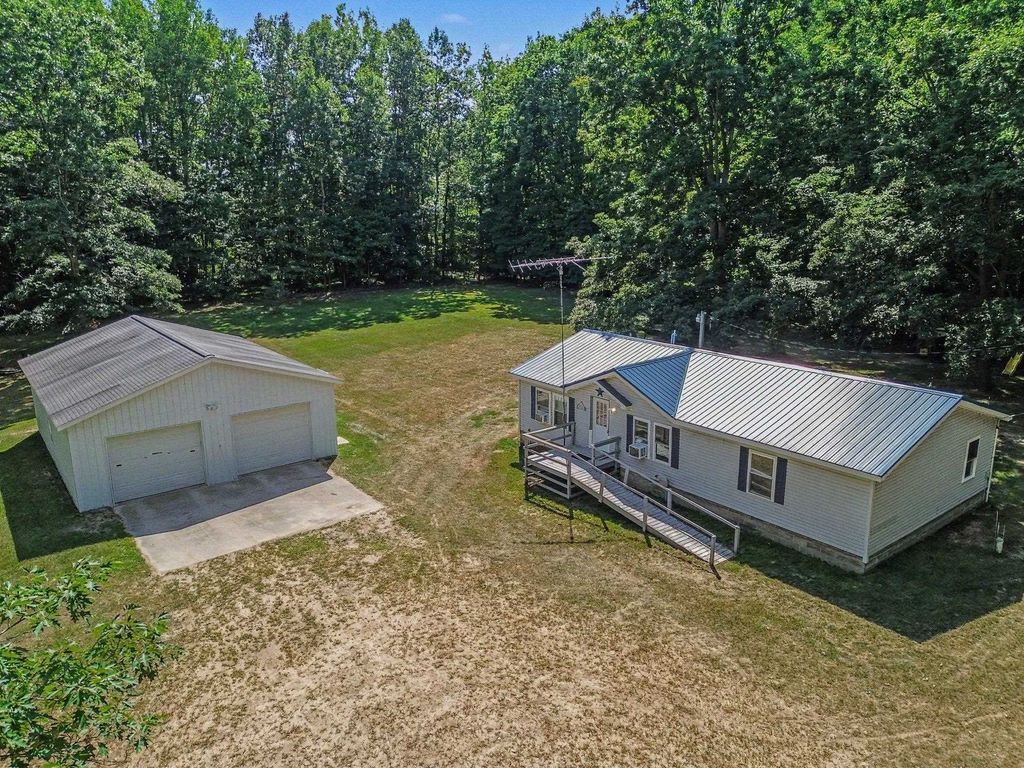 11468 S Nottawa Rd, Fremont township