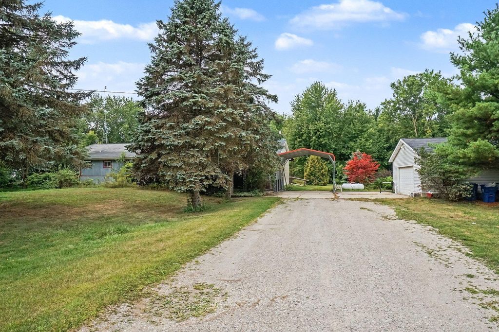 4160 S Geneva, Jasper township