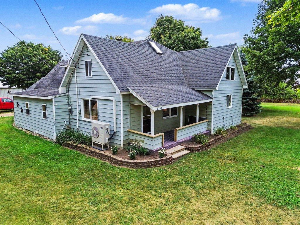 6564 N Crapo, Bethany township