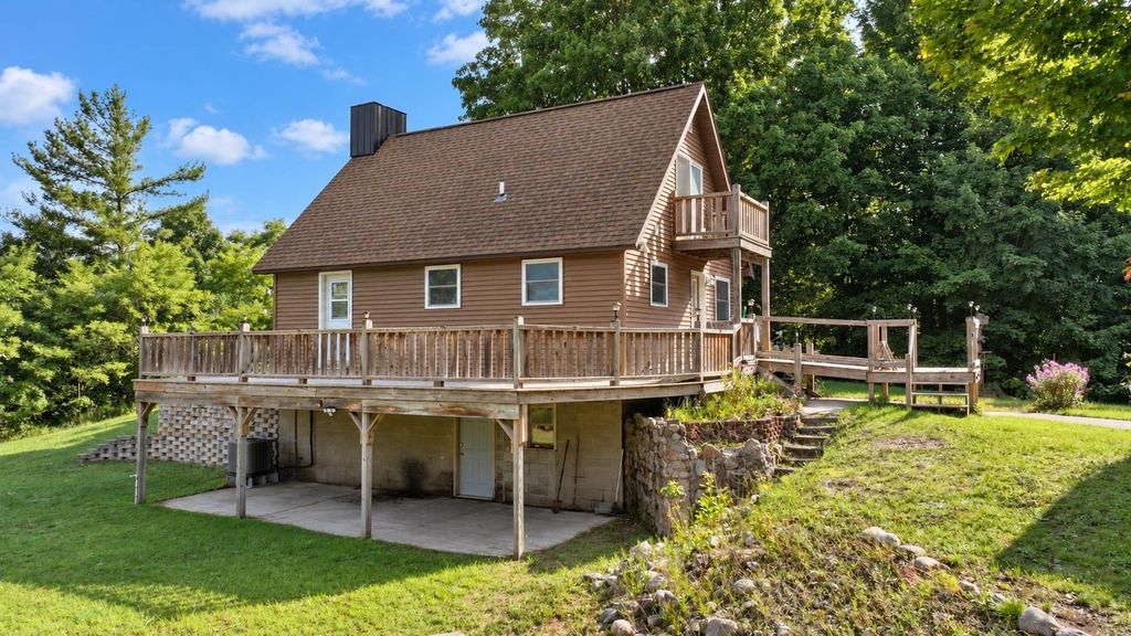 5525 W 18 1/2, Antioch township
