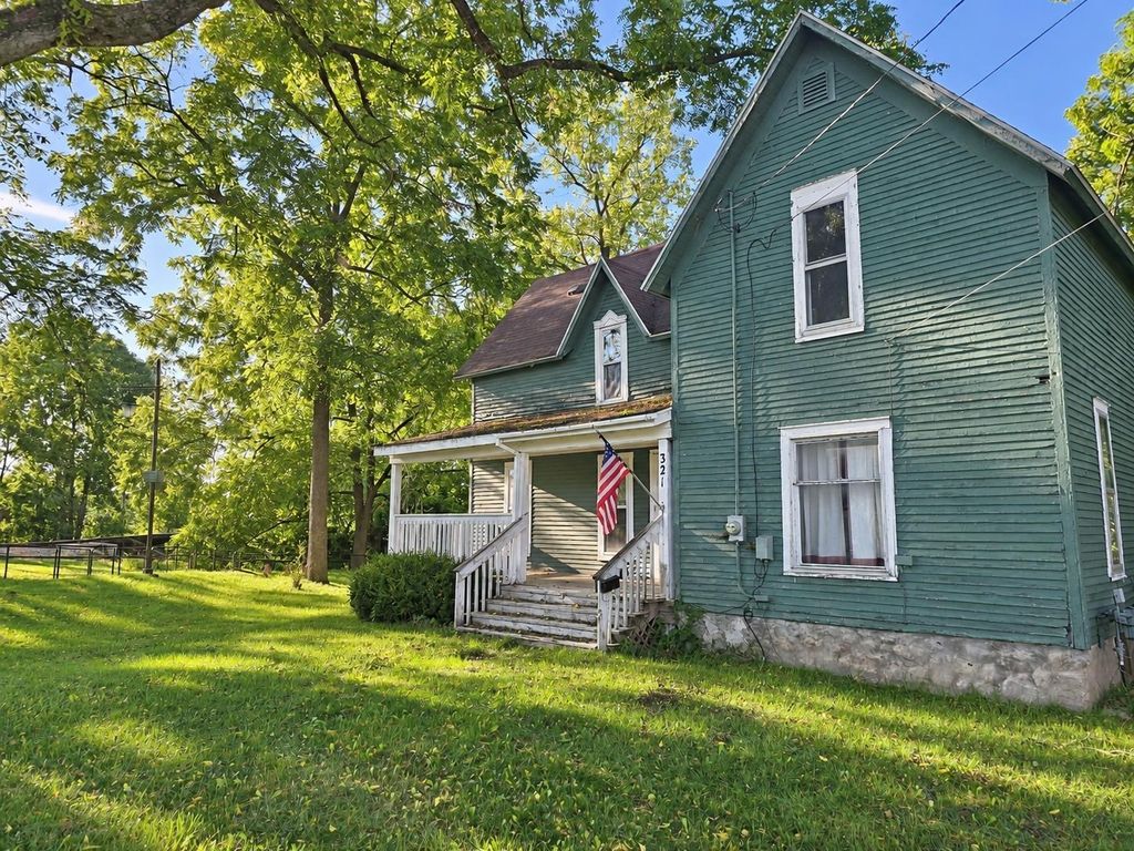 321 Ely St, Alma