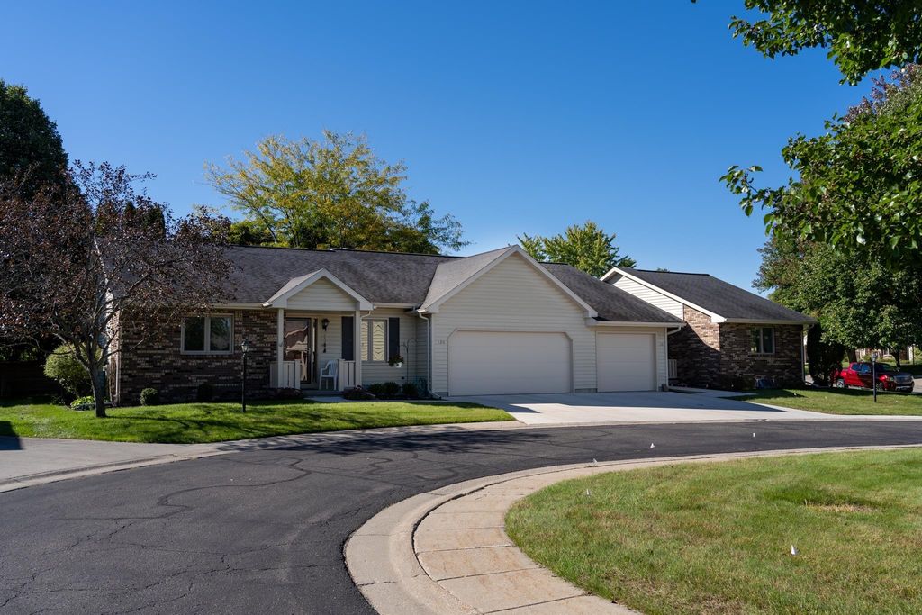 110 Apricot, Mount Pleasant