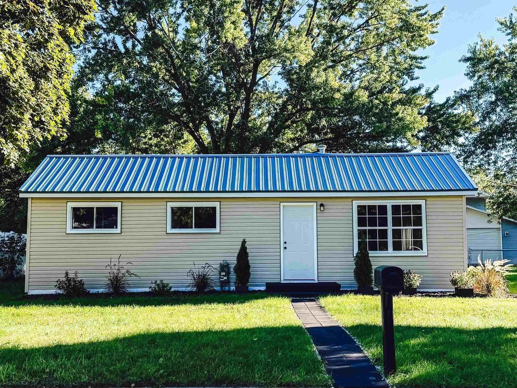 1117 Ward, Mount Pleasant