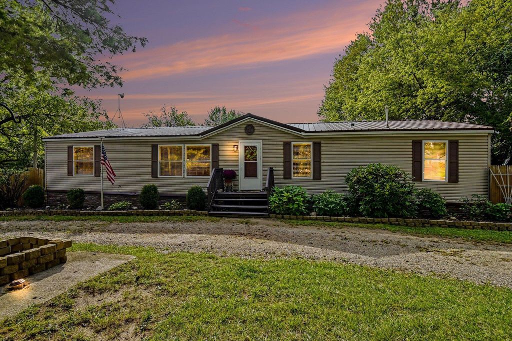 691 N Duffield, Sumner