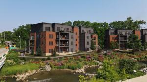 8180 Main Street Building: 1 Unit: 202, Dexter city